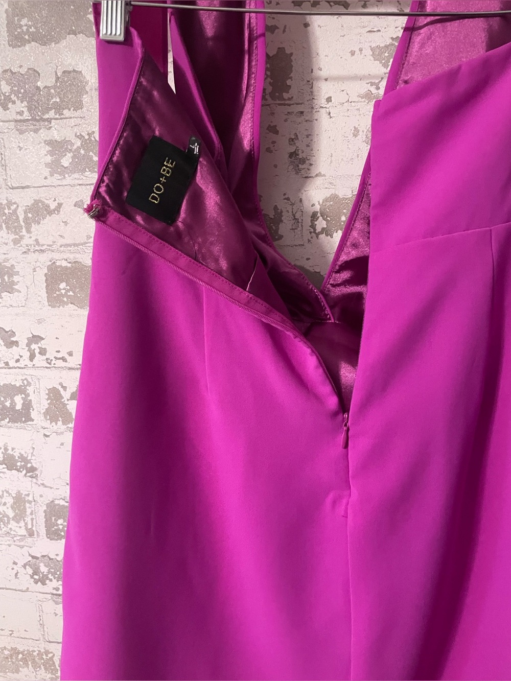 DO+BE Hot Pink Halter Mini Dress Size Large | Deep Plunge Open Back Cocktail - Picture 5 of 9